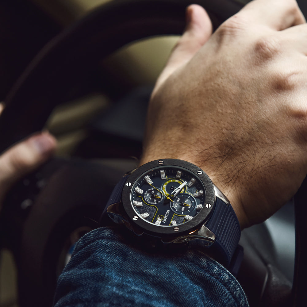 MEGIR Men Sport Military Watch Luxury Luminous Chronograph Quartz Watches Clock Calendar Waterproof Wristwatch Relogio Masculino