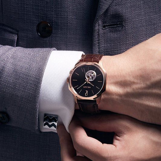 MEGIR Retro Men's Wristwatch Luxury Automatic Mechanical Watches Leather Strap Sapphire 5ATM Waterproof Watch Relogio Masculino