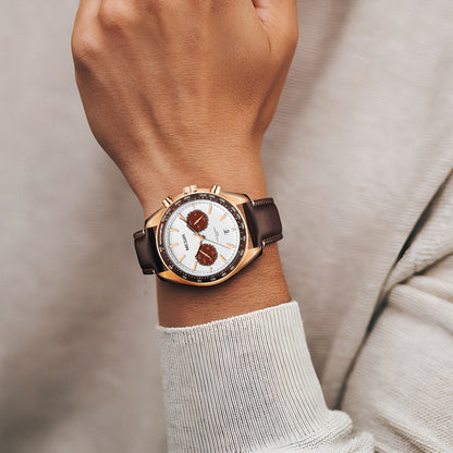 MEGIR Fashion Quartz Watch for Men Top Brand Luxury Sport Military Wristwatch Leather Strap Date Casual Clock Reloj Hombre 8407