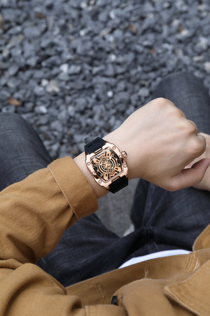 MEGIR New Sport Watches for Men Waterproof Male Military Quartz Wristwatch Silicone Strap Large Dial Luminous Watch Montre Homme 8116