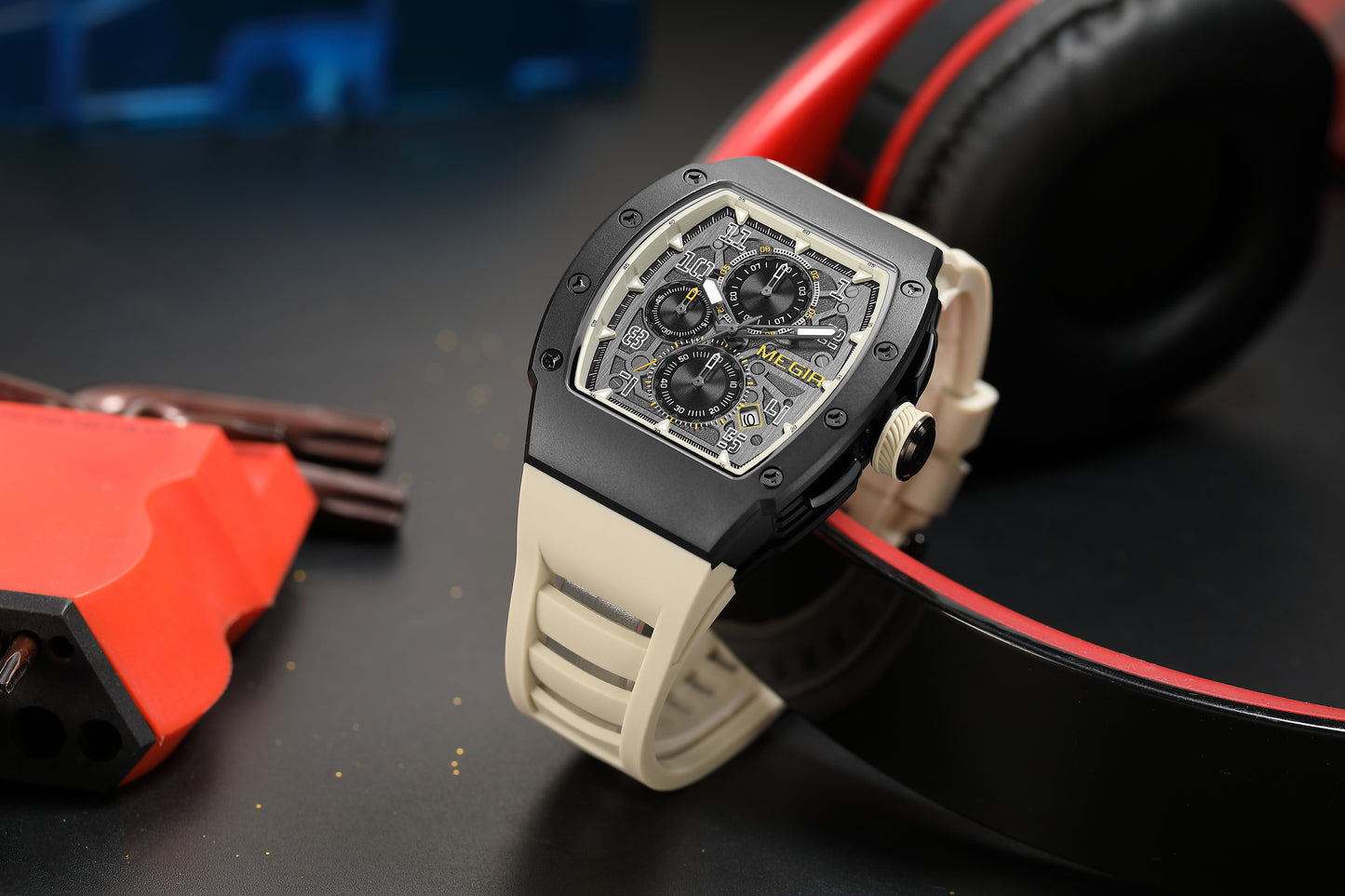 MEGIR Blue Luxury Sport Watch for Men Steel Case Waterproof Luminous Military Quartz Chronograph Big Dial Auto Date Reloj Hombre  8411