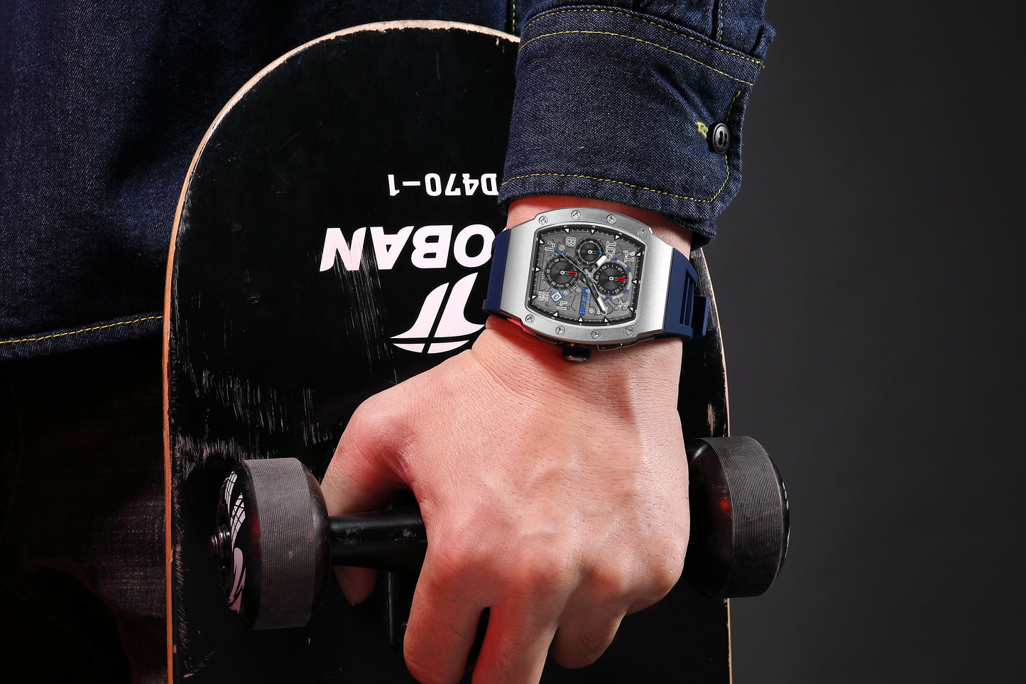 MEGIR Blue Luxury Sport Watch for Men Steel Case Waterproof Luminous Military Quartz Chronograph Big Dial Auto Date Reloj Hombre  8411